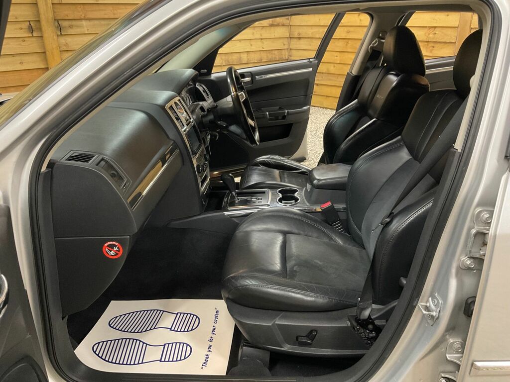 Chrysler 300C Crd V6 Lux Estate Blue #23