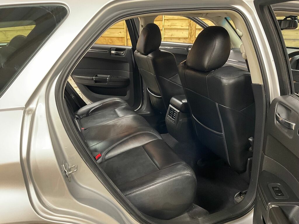 Chrysler 300C Crd V6 Lux Estate Blue #19