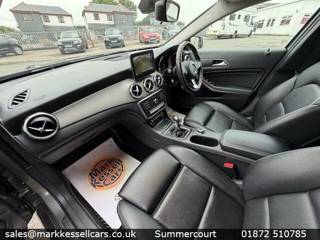 Mercedes-Benz GLA Class Suv WA67SUH Grey #3