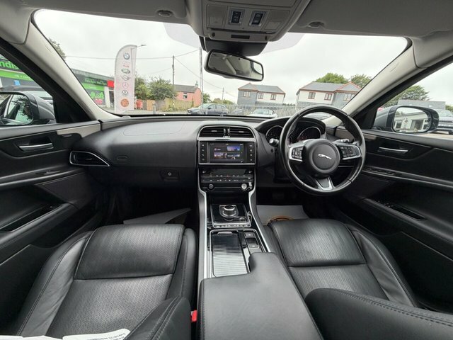 Jaguar XE 2017 2.0 R-sport 178 Bhp White #15