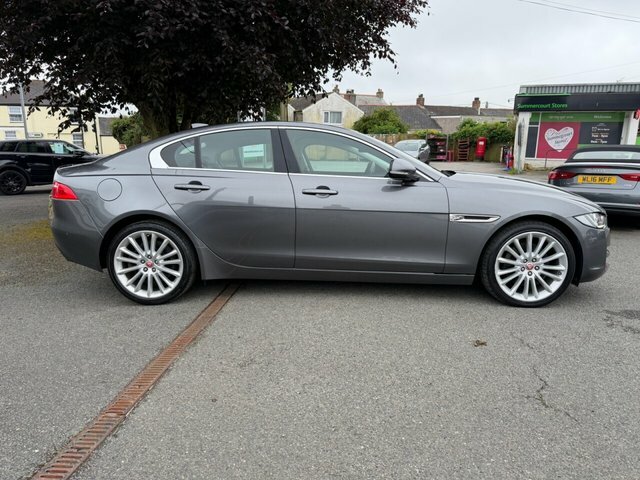 Jaguar XE Saloon Grey #2