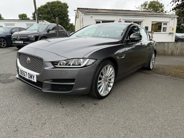 Jaguar XE 2017 2.0 R-sport 178 Bhp White #12