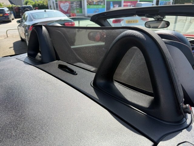 Mercedes-Benz SLK 200K Tip White #9