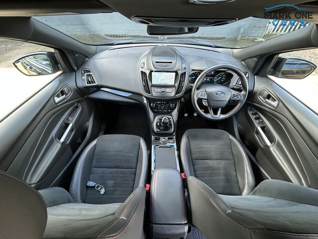 Ford Kuga Suv 1.5 T Ecoboost St-line 201818 DL18AVU Black #3