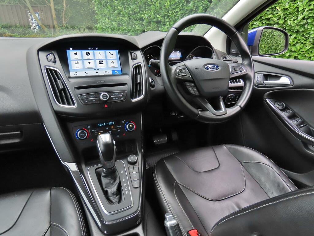 Ford Focus 1.5T Ecoboost Titanium X Hatchback EJ67WPF Blue #3