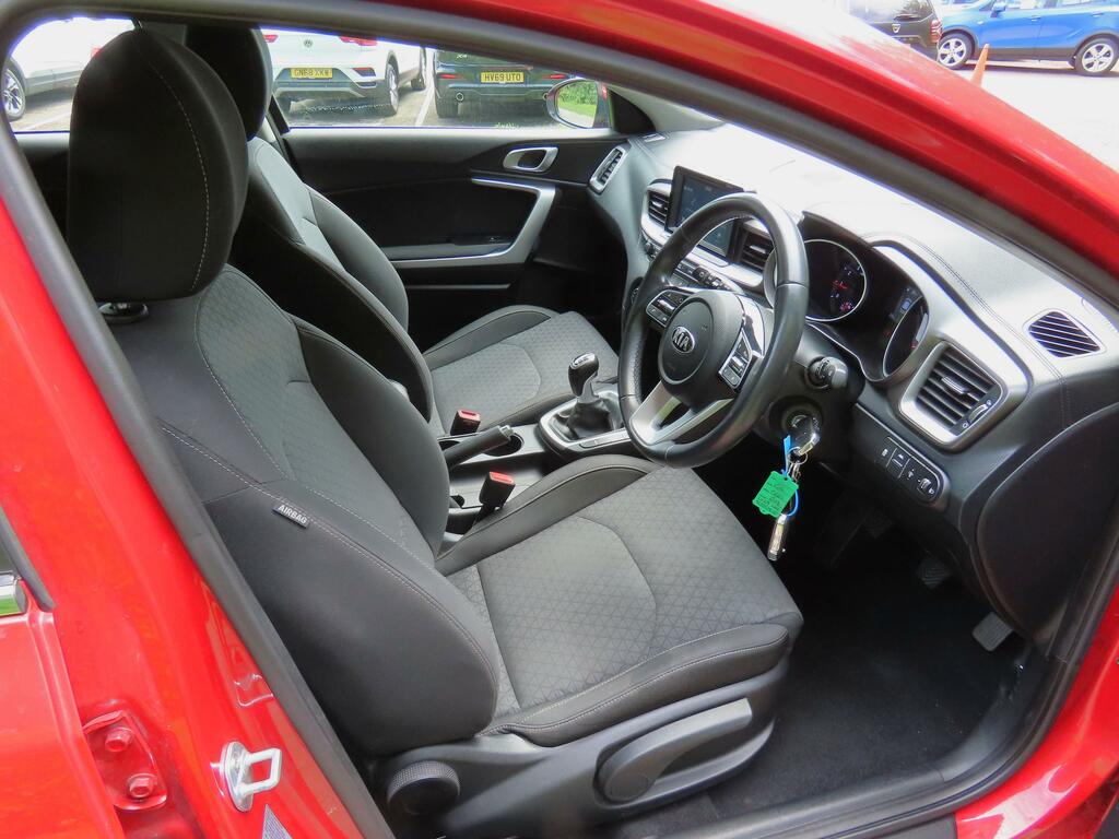 Kia Ceed 1.0T Gdi Gt-line  #16