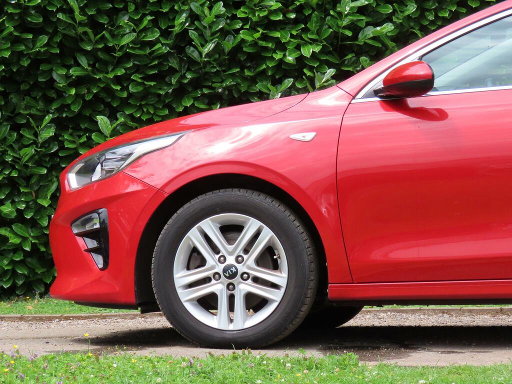 Kia Ceed 1.0T Gdi Gt-line  #8