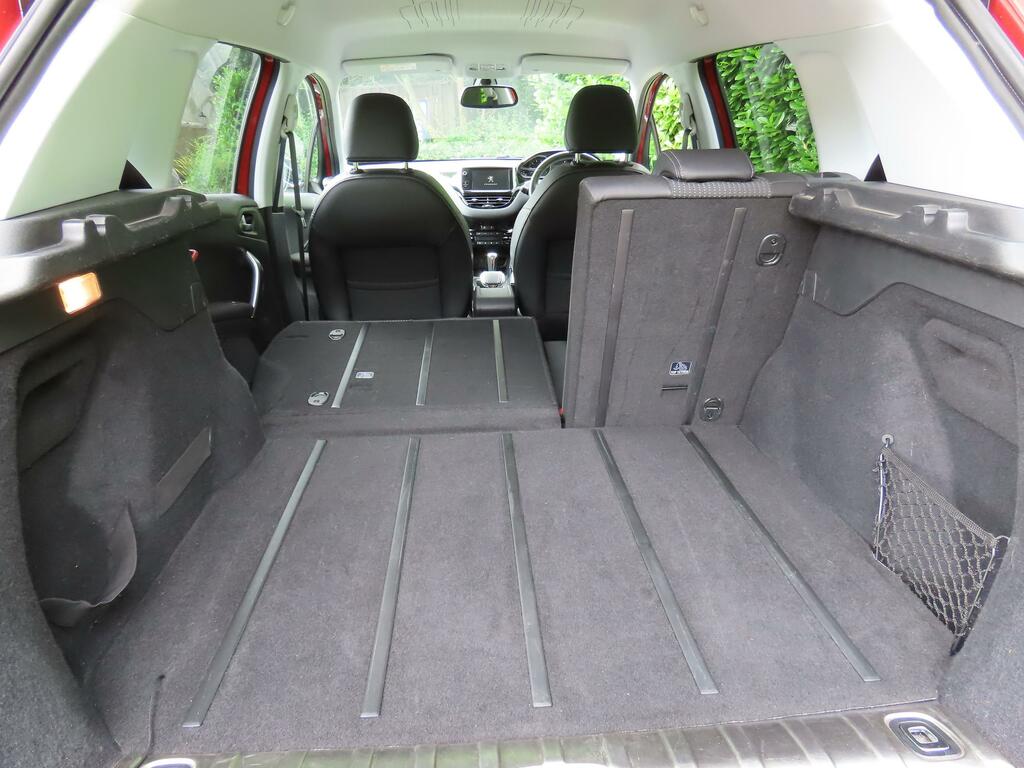 Peugeot 2008 Allure Black #13