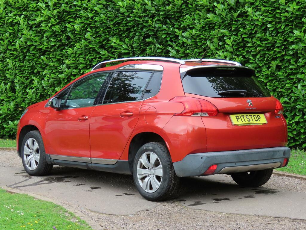 Peugeot 2008 Allure Black #5