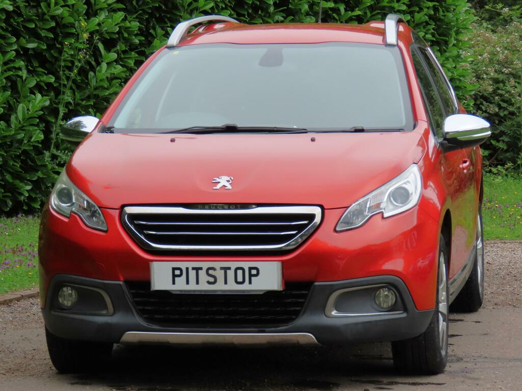 Peugeot 2008 Allure Black #1