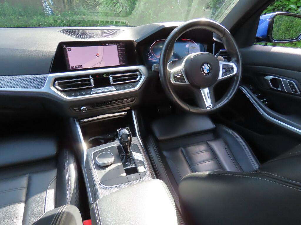 BMW 3 Series 2.0 320D M Sport Touring Euro 6 S VO70VBF Blue #3