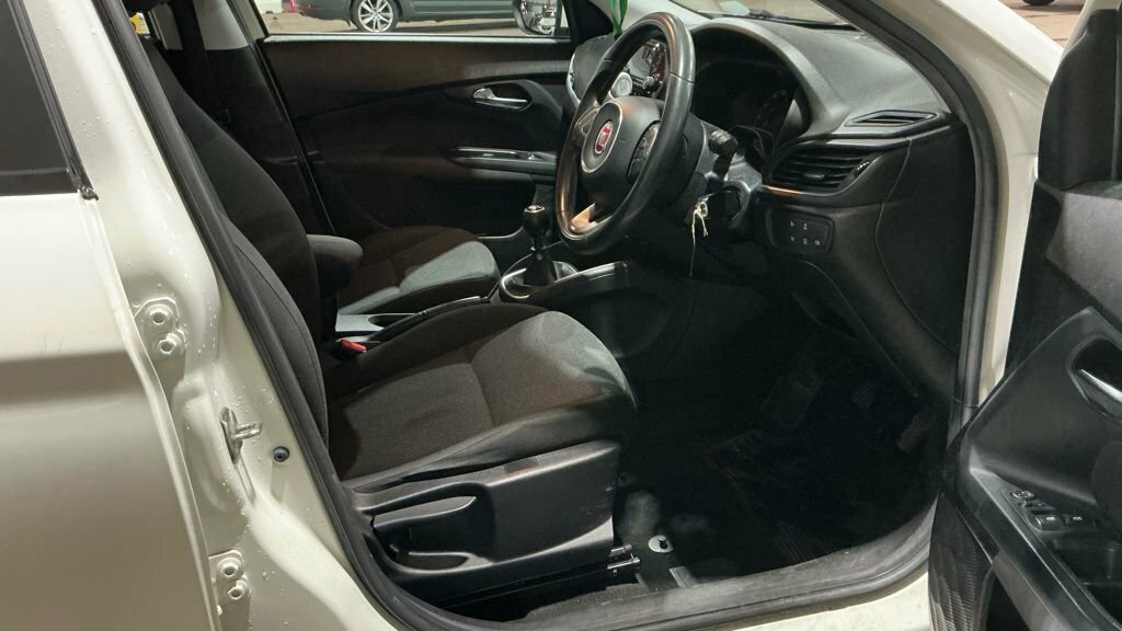Fiat Tipo 1.6 Multijet Easy Plus Grey #10