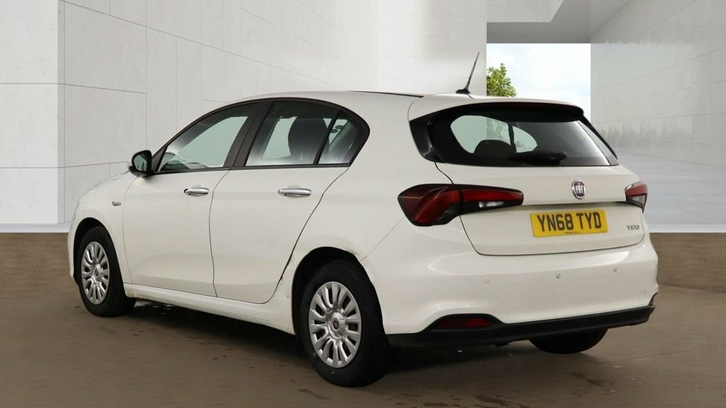 Fiat Tipo 1.4L Easy White #3