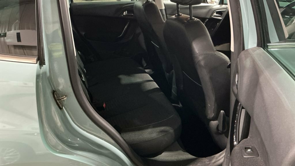 Citroen C3 1.2L Platinum White #10
