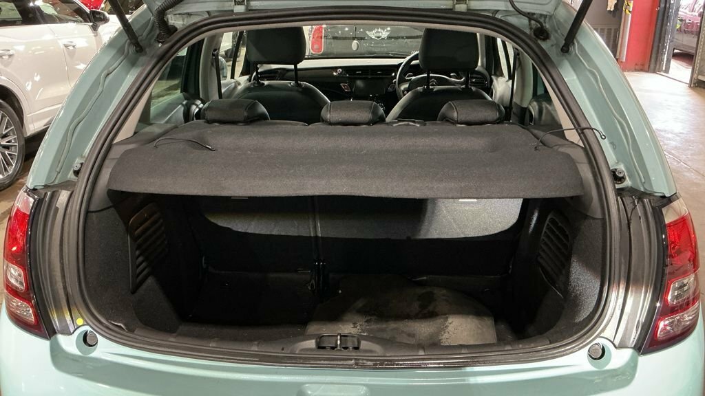 Citroen C3 1.2L Platinum White #9