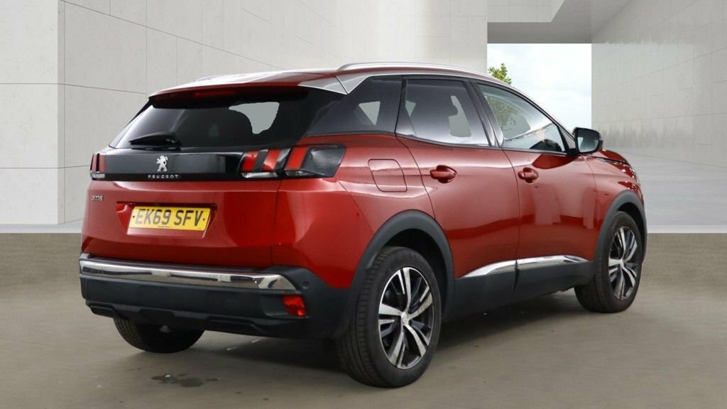 Peugeot 3008 1.5L Allure Red #4