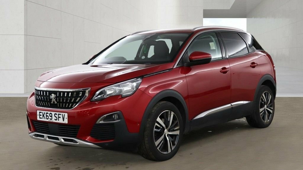Peugeot 3008 1.5L Allure Red #2