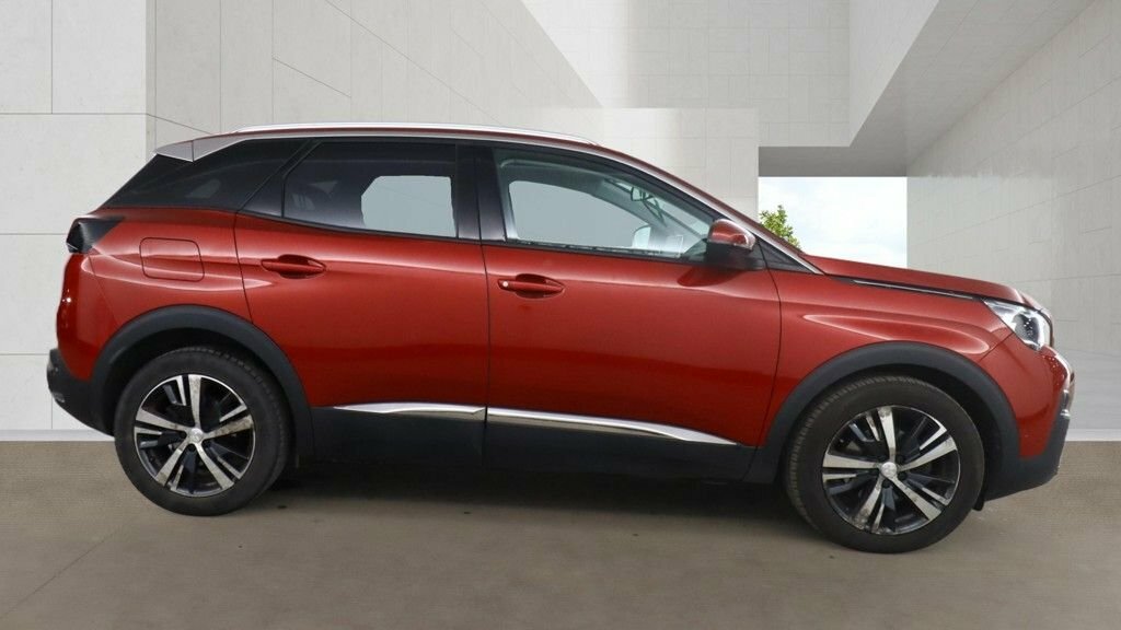 Peugeot 3008 1.5L Allure Red #5