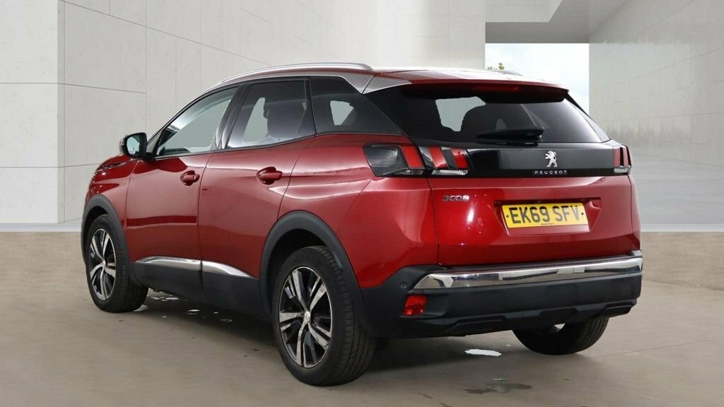 Peugeot 3008 1.5L Allure Red #3