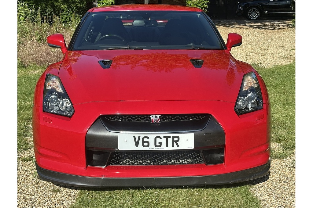 Nissan GT-R V6 Premium Edition U367 Ulez Red #2