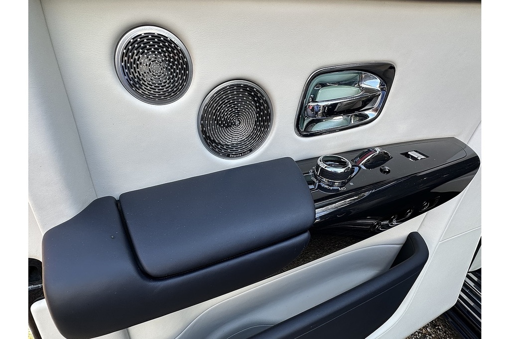Rolls-Royce Phantom Convertible Silver #7