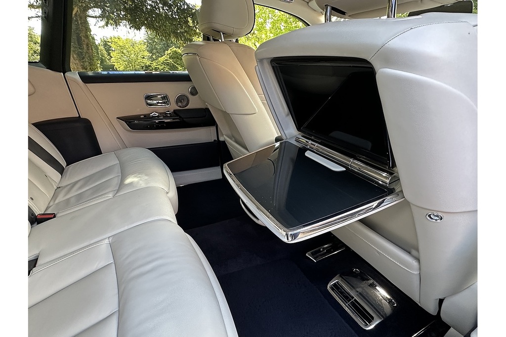 Rolls-Royce Phantom Convertible Silver #8