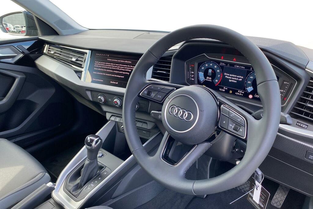 Audi A1 1.0 Tfsi 30 Sport Sportback S Tronic Eu AV25FWK Black #6