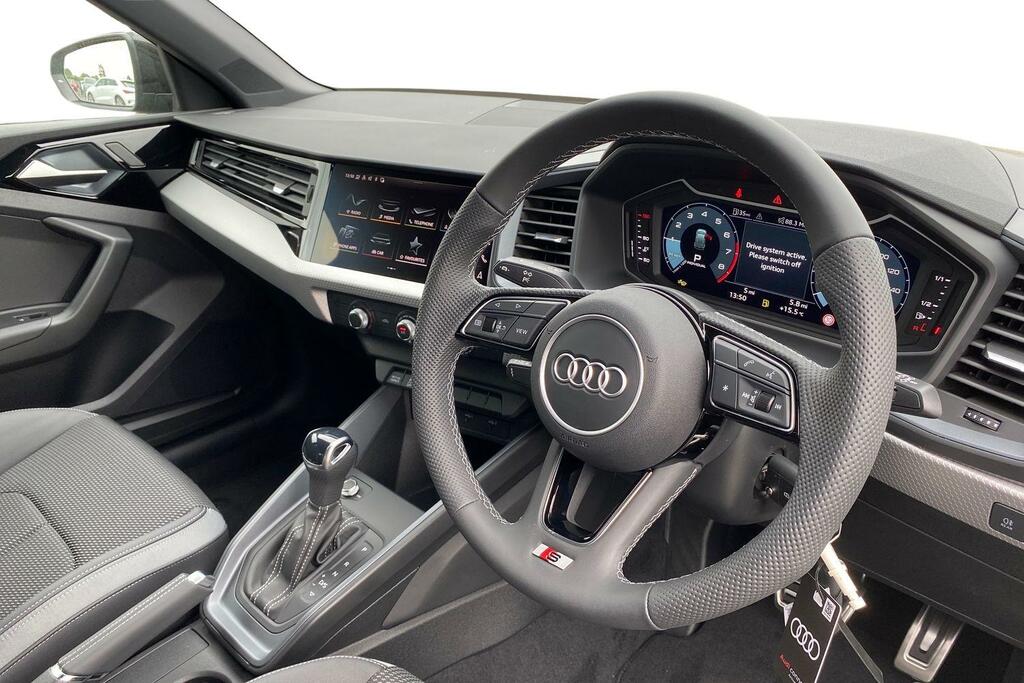 Audi A1 1.0 Tfsi 30 S Line Sportback S Tronic E AV25VOK Black #6