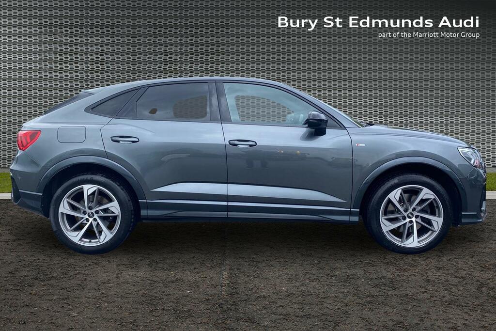 Audi Q3 2.0 Tfsi 45 Black Edition Sportback S T AK72MLU Grey #4