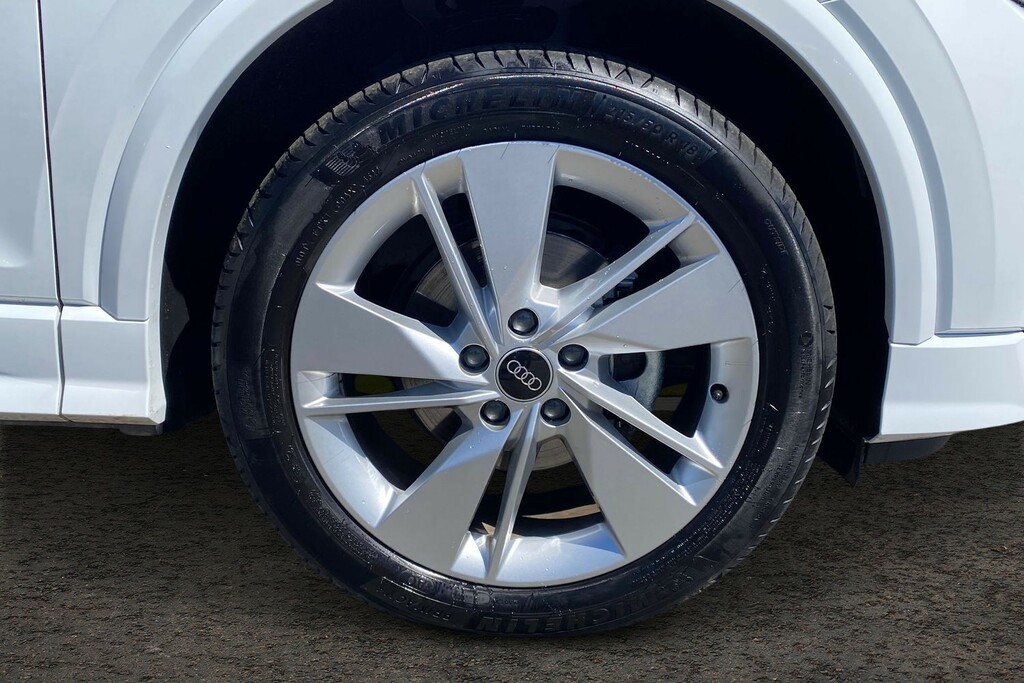 Audi Q2 1.5 Tfsi Cod 35 S Line Suv S Tronic Eur White #5