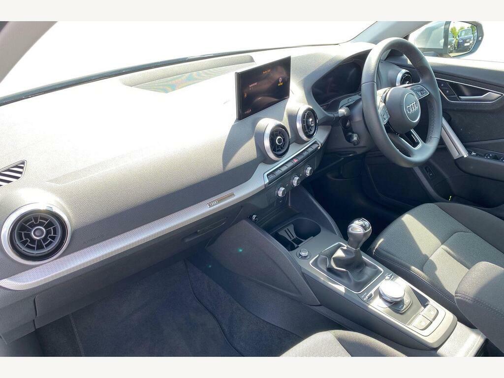 Audi Q2 1.5 Tfsi Cod 35 Sport Suv Euro 6 Silver #2