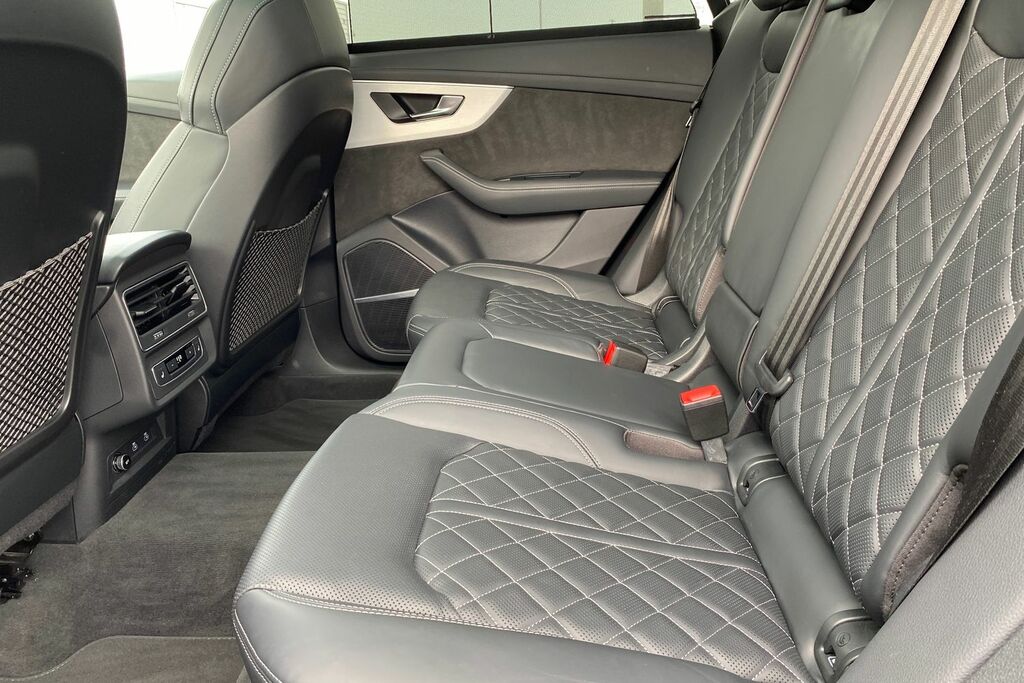 Audi Q8 e tron Q8 Black Edition 55 Tfsi E Quattro Grey #48
