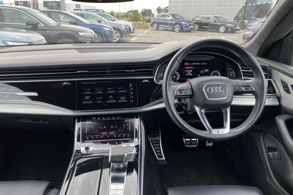 Audi Q8 e tron Q8 Black Edition 55 Tfsi E Quattro Grey #50