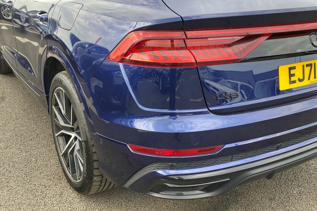 Audi Q8 e tron Q8 Black Edition 55 Tfsi E Quattro Grey #32