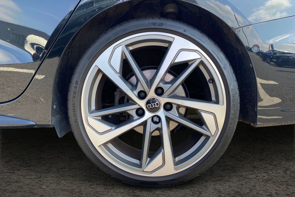 Audi A3 1.5 Tfsi 35 Edition 1 Saloon S Tronic E KP23UEZ Black #5