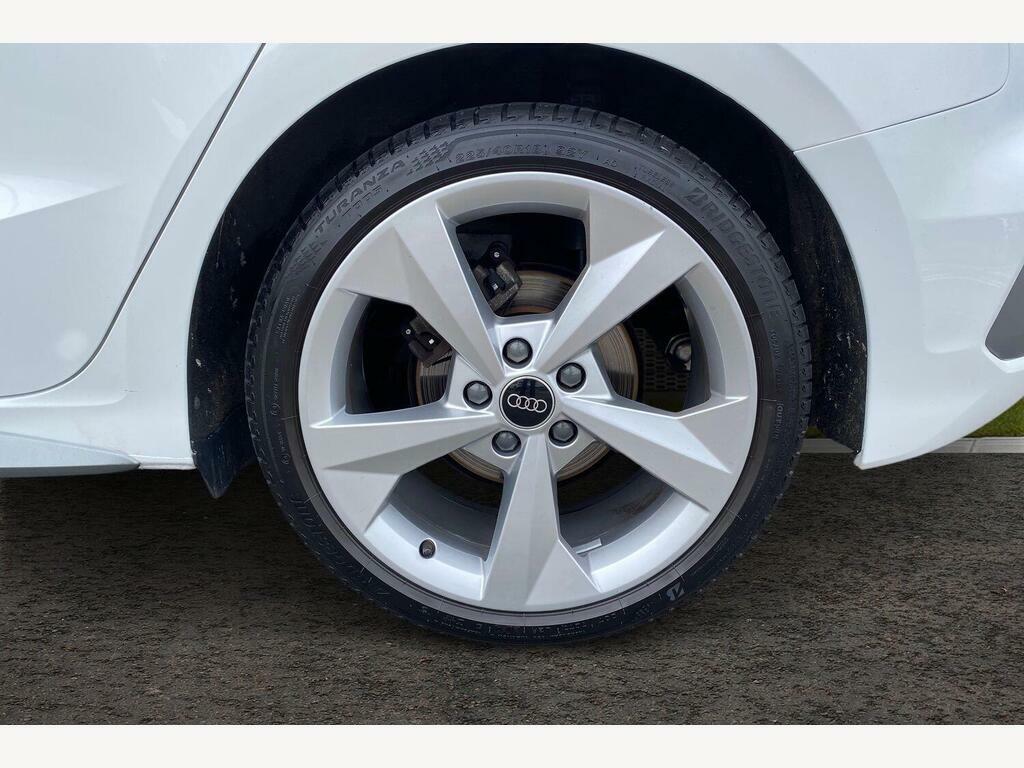 Audi A3 1.0 Tfsi 30 S Line Sportback Eur GV73UNM White #5