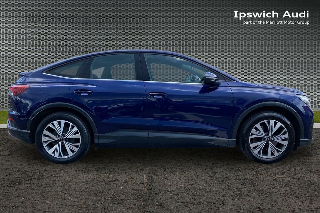 Audi Q4 E Tron 40 Sport Sportback 82Kwh 204 Ps YH23FVR Blue #4