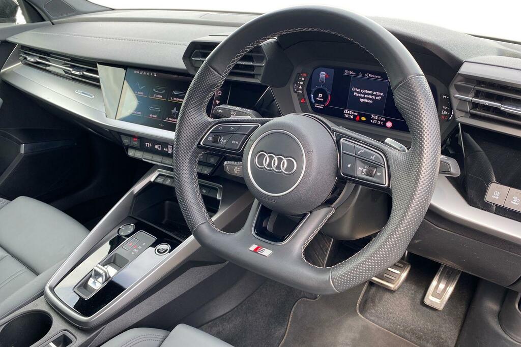 Audi A3 1.5 Tfsi 35 Black Edition Sportback S T RA24KSN Black #6