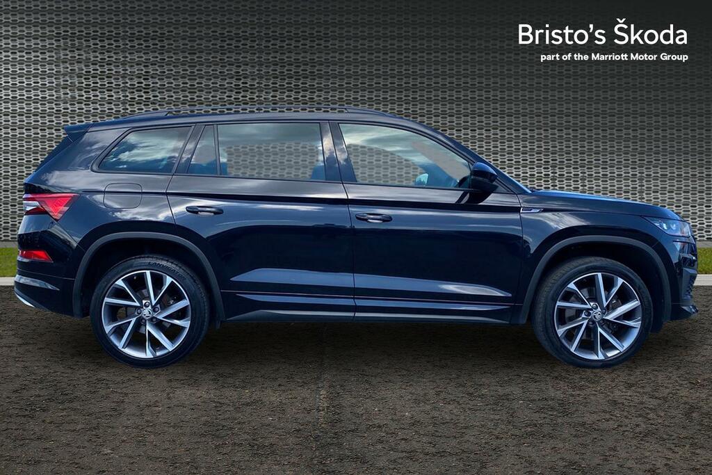 Skoda Kodiaq 2.0 Tsi Sportline Suv Dsg 4Wd Euro 6 S EF22KRE Black #4