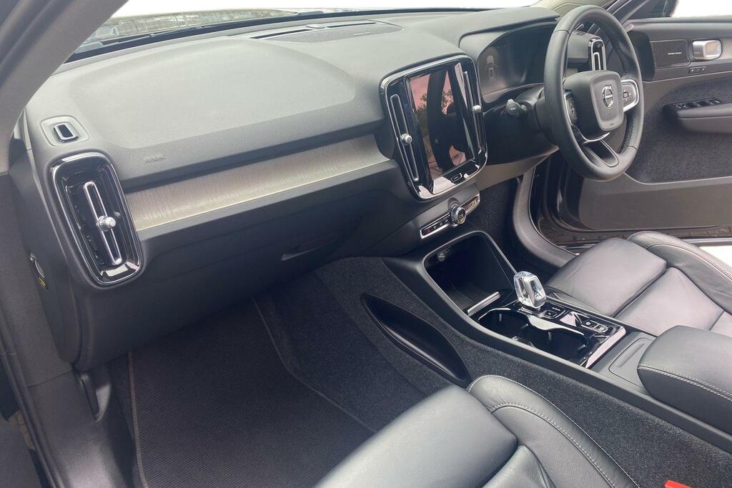 Volvo XC40 2.0 B4 Mhev Ultimate Suv Hybrid Dct Aut CF23LXW Black #2