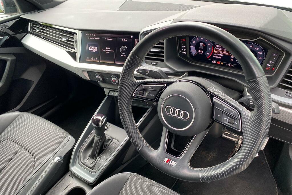 Audi A1 1.5 Tfsi 35 S Line Sportback S Tronic E AV73KPR Black #6
