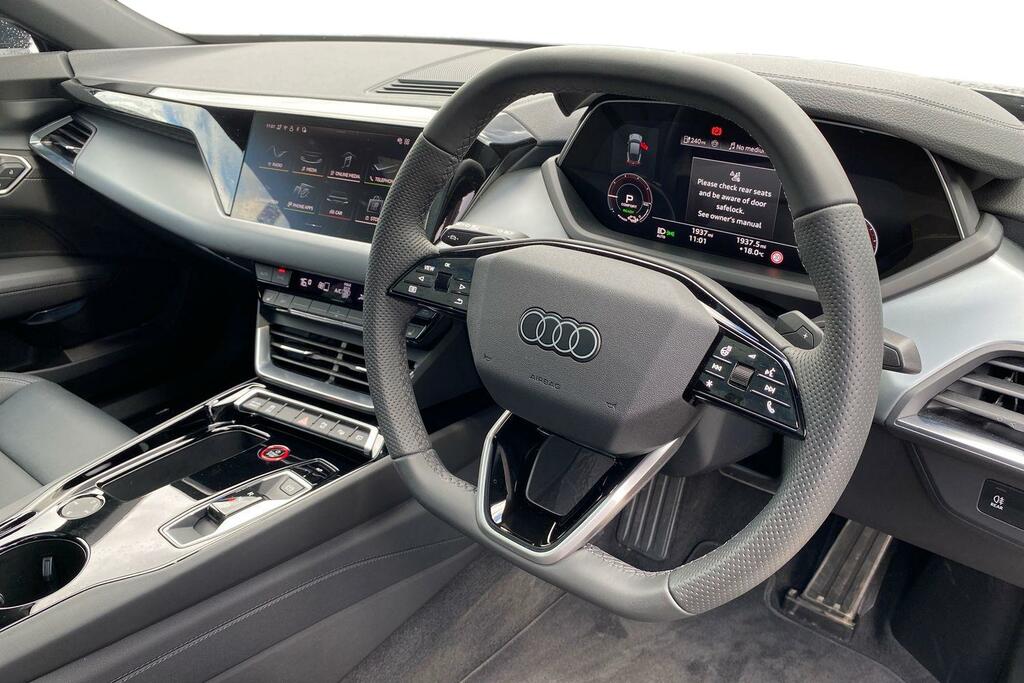 Audi E Tron GT 105Kwh Saloon Quattro 503 Ps Grey #6