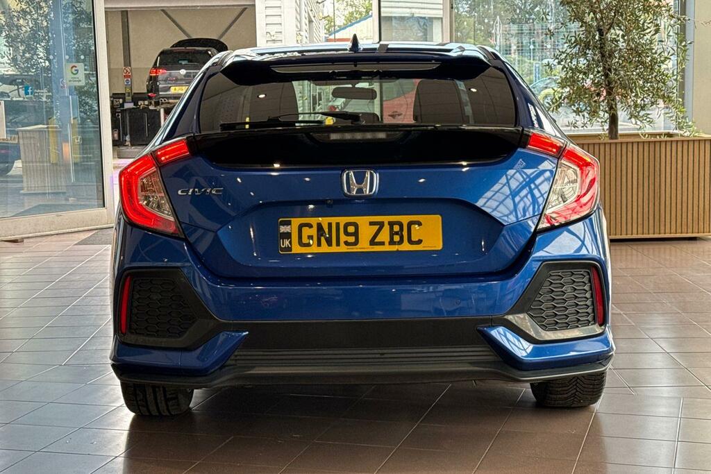 Honda Civic 1.5 Vtec Turbo Sport White #44