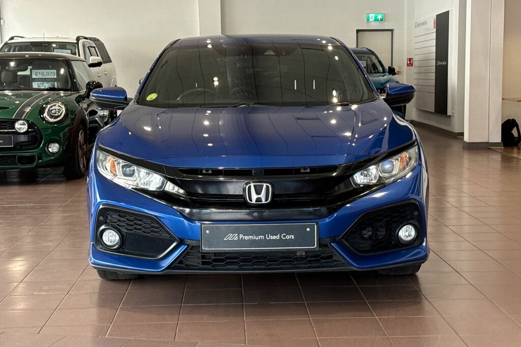 Honda Civic 1.5 Vtec Turbo Sport White #42