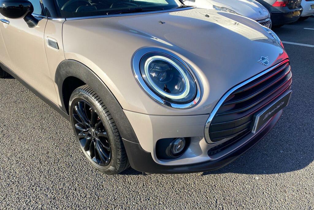 Mini Clubman 2.0 Cooper S Sport 6Dr White #30