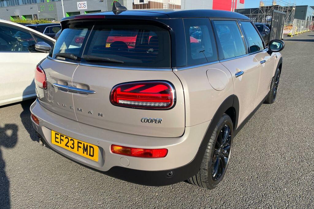 Mini Clubman 2.0 Cooper S Sport 6Dr White #33