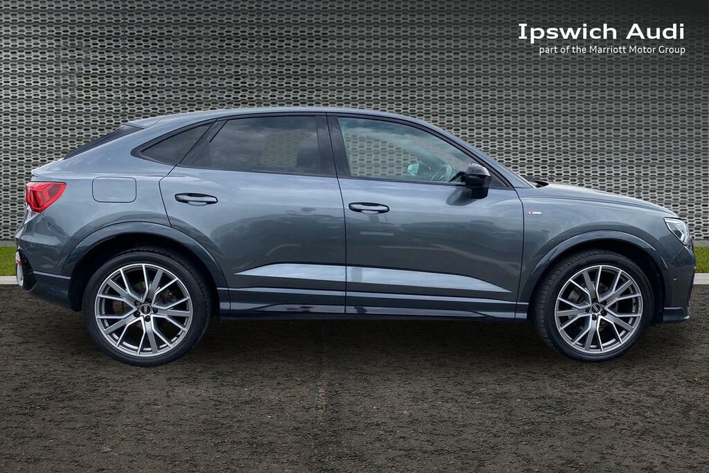 Audi Q3 1.5 Tfsi Cod 35 Vorsprung Sportback S T Grey #4