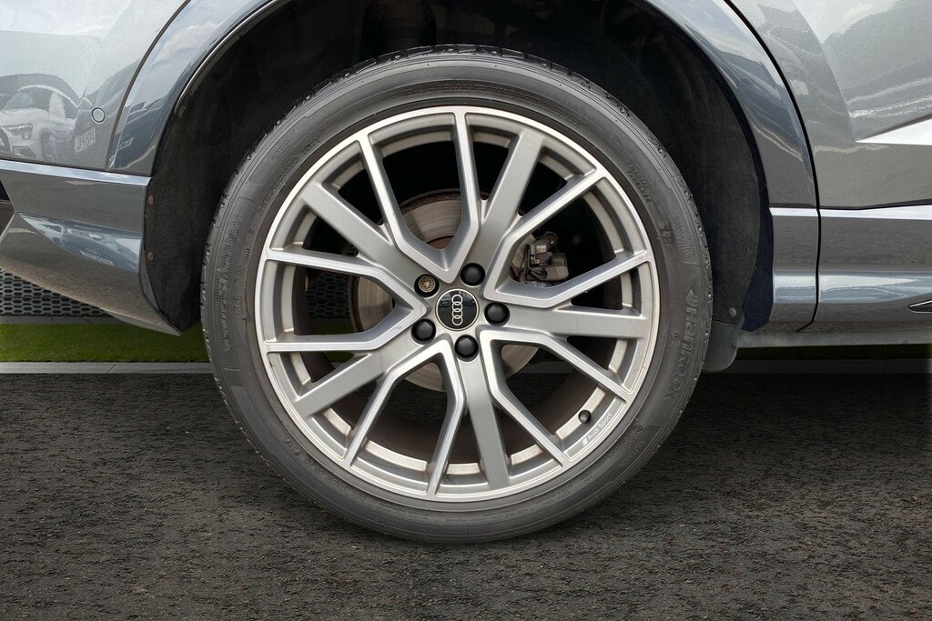 Audi Q3 1.5 Tfsi Cod 35 Vorsprung Sportback S T Grey #5