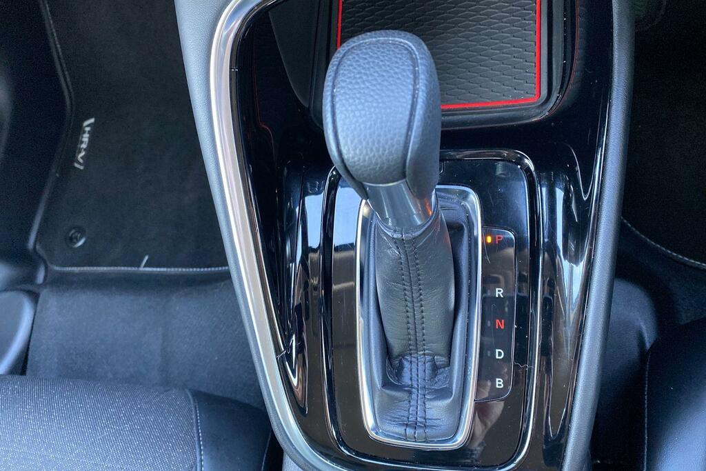Honda Hr-V Advance White #23