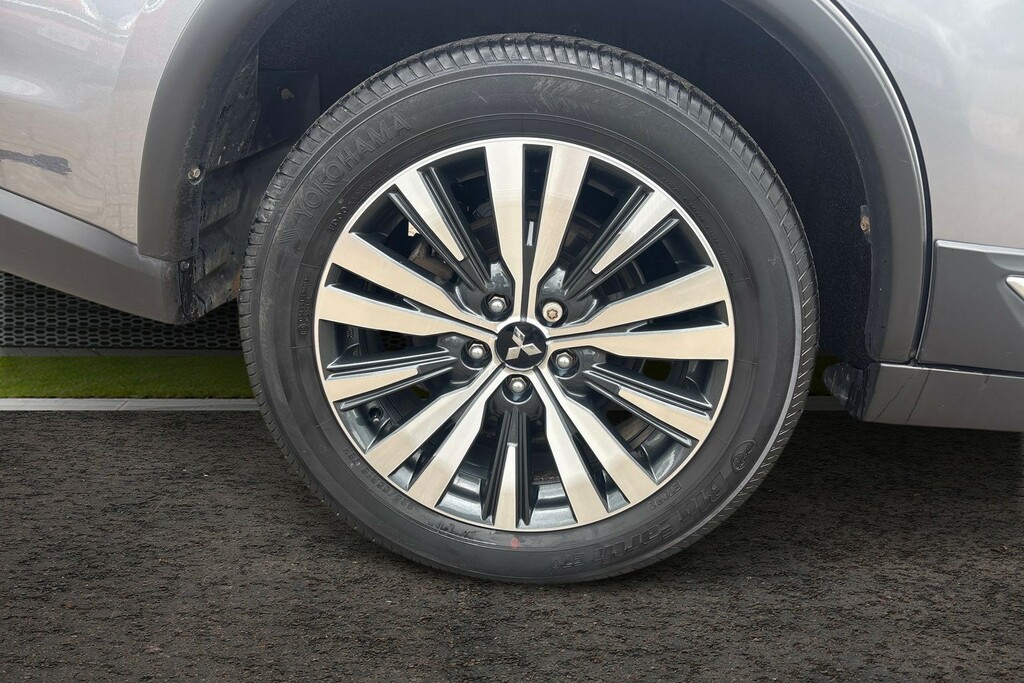 Mitsubishi Outlander 4 Grey #5